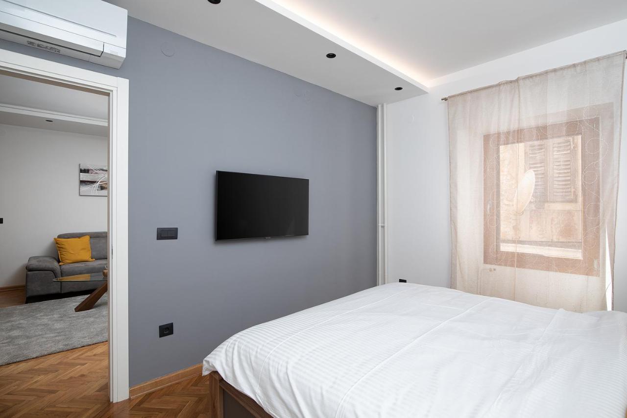 Sena Luxury Apartments Pula Exterior foto